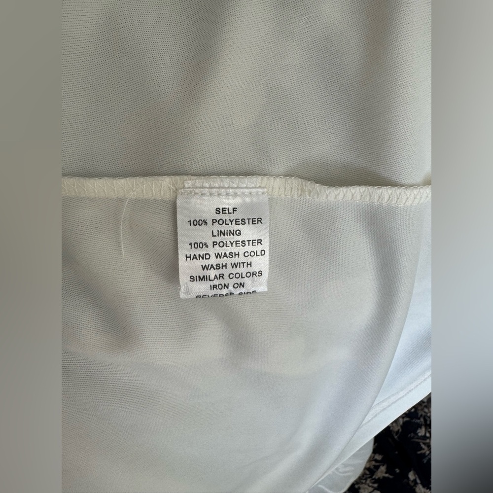Baltic Born Mayfair High Low Maxi Dress I Vintage Cream - XL - Picture 3 of 5